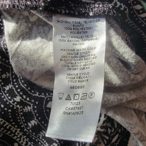 LOFT ♡ Gorgeous Black 'n White Paisley V Neck Babydoll Sleeveless Blouse XS|S/M - Picture 15 of 15
